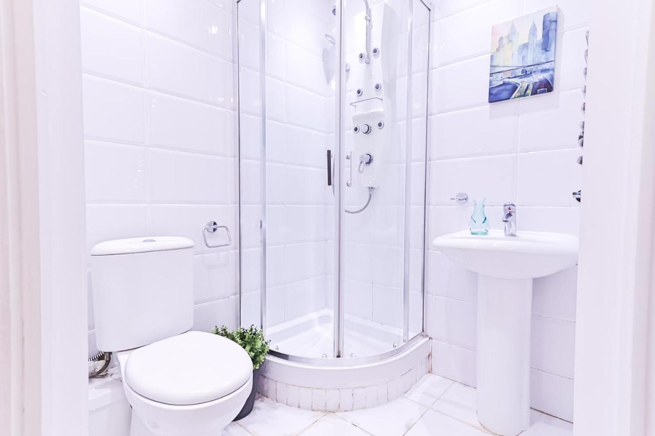 Gorgeous 4 Bedroom 5 Bathrooms House In Marble Arch, Central London Near Oxford Street ภายนอก รูปภาพ